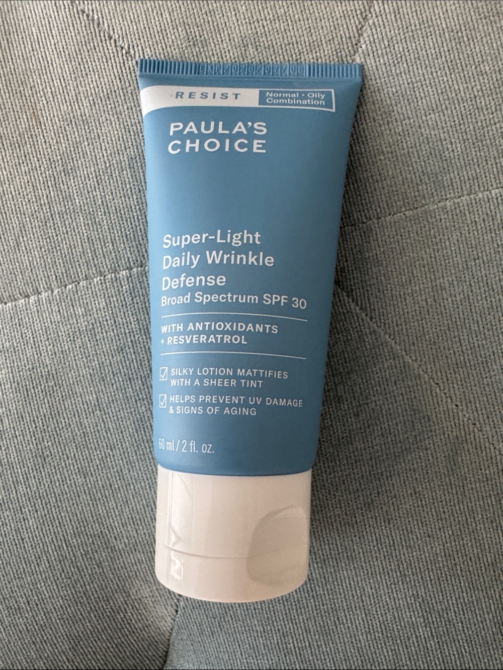 Paula’s Choice Resist Super-Light Daily Wrinkle Defense SPF 30 – Swatched Once